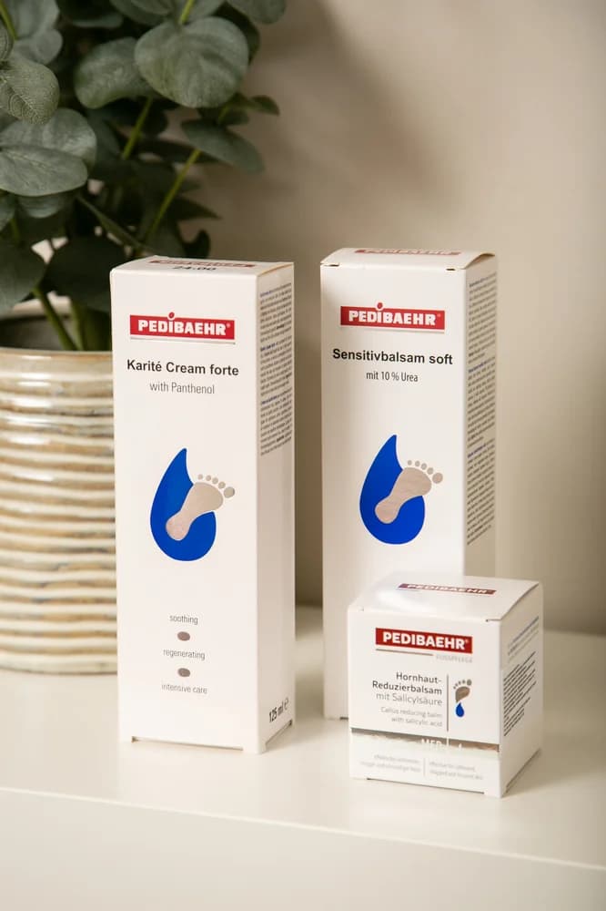 Rentouttava jalkahieronta ja hemmottelu